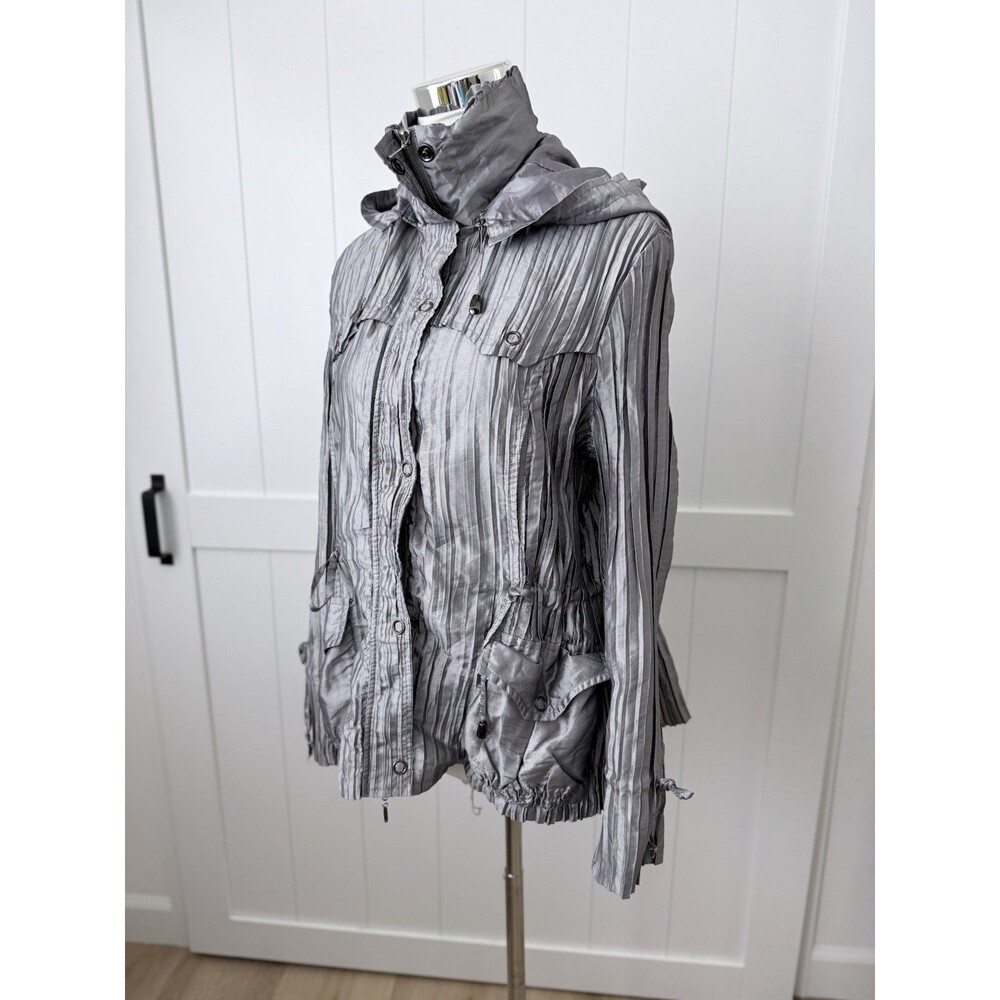 LINDI Aria Pleated Metallic Utility Jacket Sz M Silver Hooded Lagenlook Gorpcore